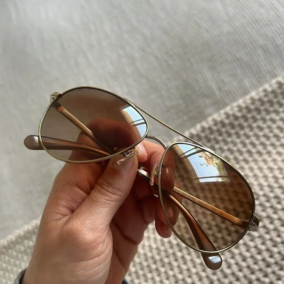 Coach Sunglasses (Womens) Worn Once! - Picture 4 of 5